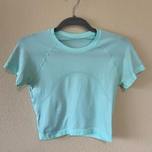 lululemon swiftly cropped short sleeve